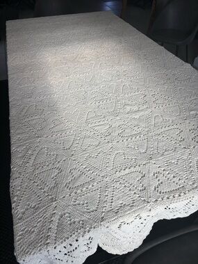 Vintage Classic Crochet Heart Pattern Throw Blanket - White Sz 65x60